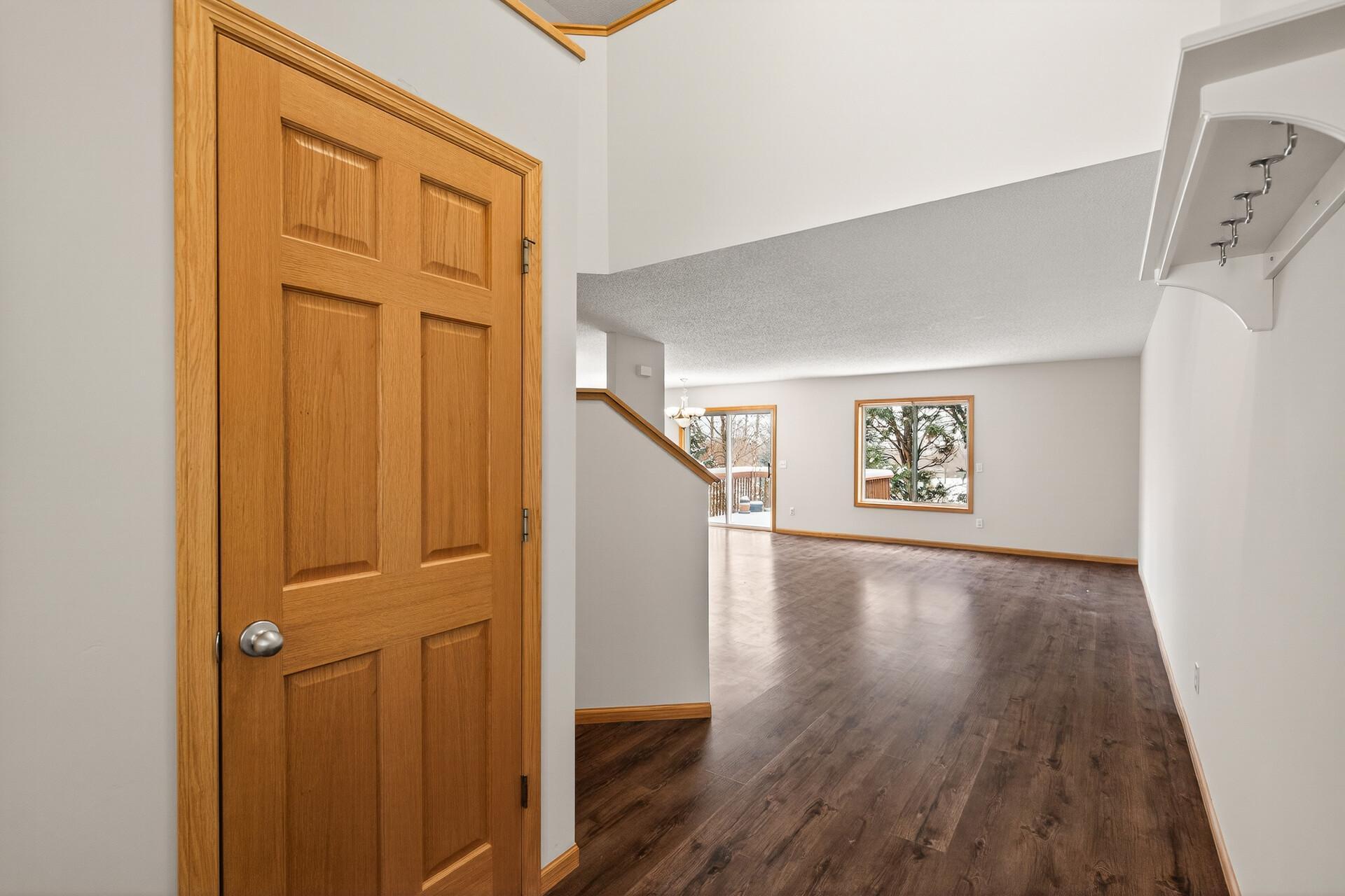 1780 Talon Trail Eagan, MN 55122 - Photo 7 of 46