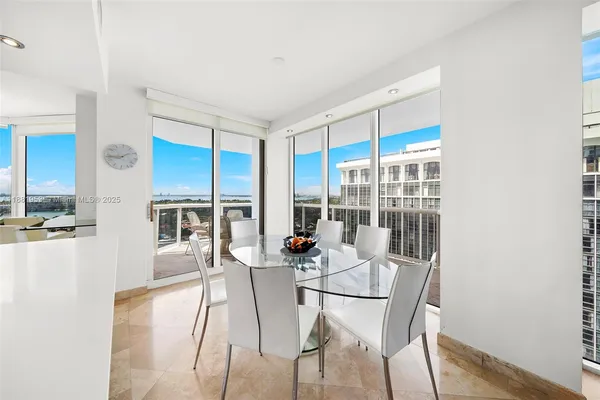 $7,650 | 4779 Collins Avenue, Unit 1707, Miami Beach, FL 33140