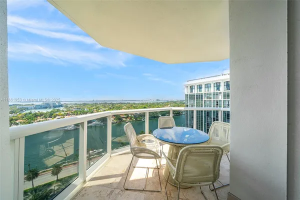 $7,650 | 4779 Collins Avenue, Unit 1707, Miami Beach, FL 33140