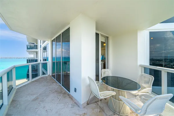 $7,650 | 4779 Collins Avenue, Unit 1707, Miami Beach, FL 33140
