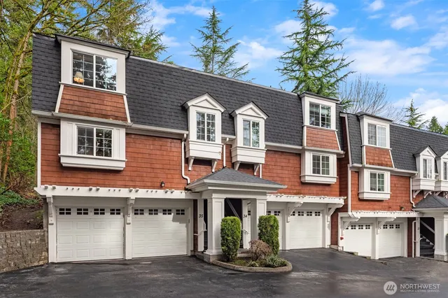 $699,000 | 3046 128th Avenue Southeast, Unit 35, Bellevue, WA 98005