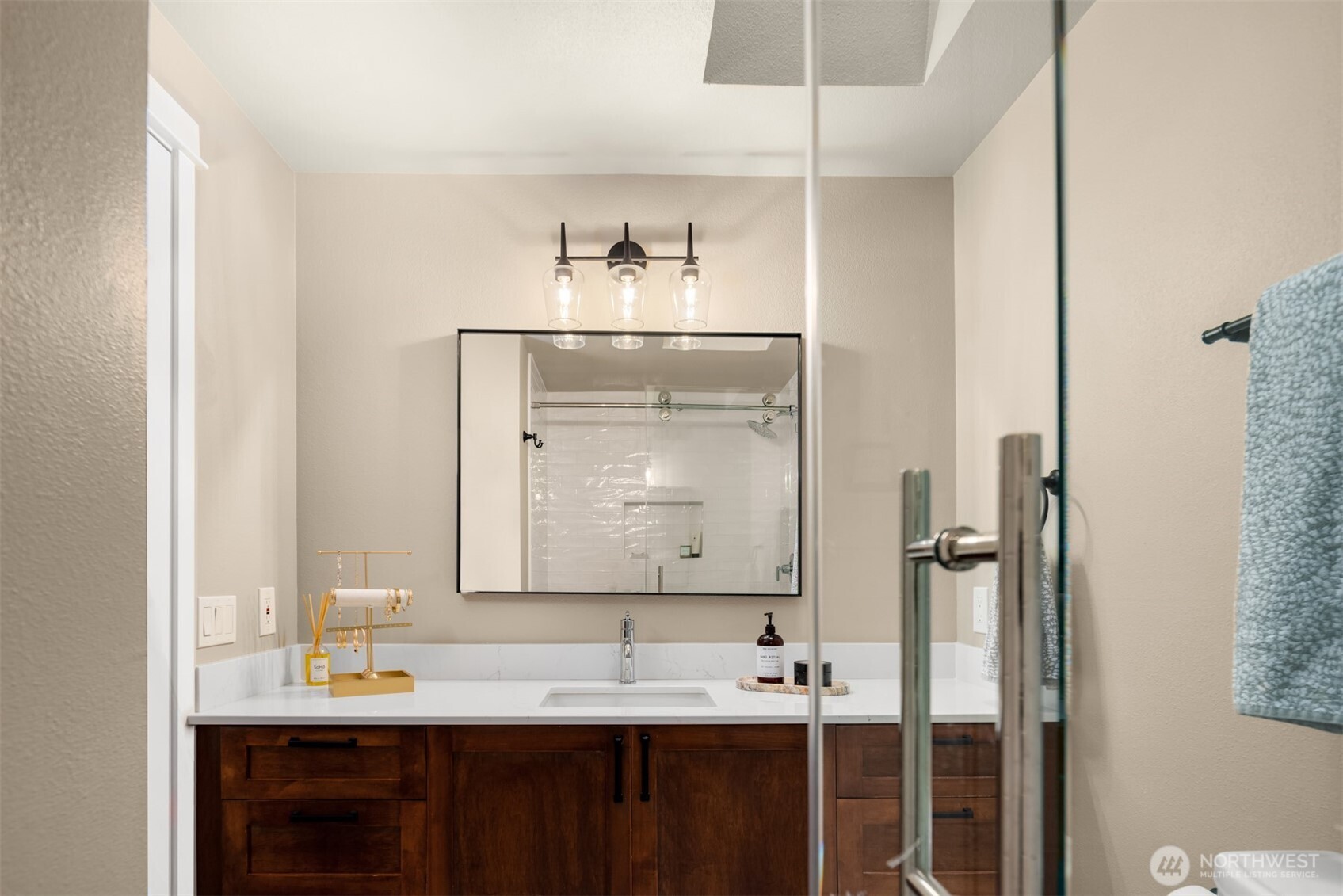 3046 128th Avenue Southeast, Unit 35 Bellevue, WA 98005 - Photo 16 of 29