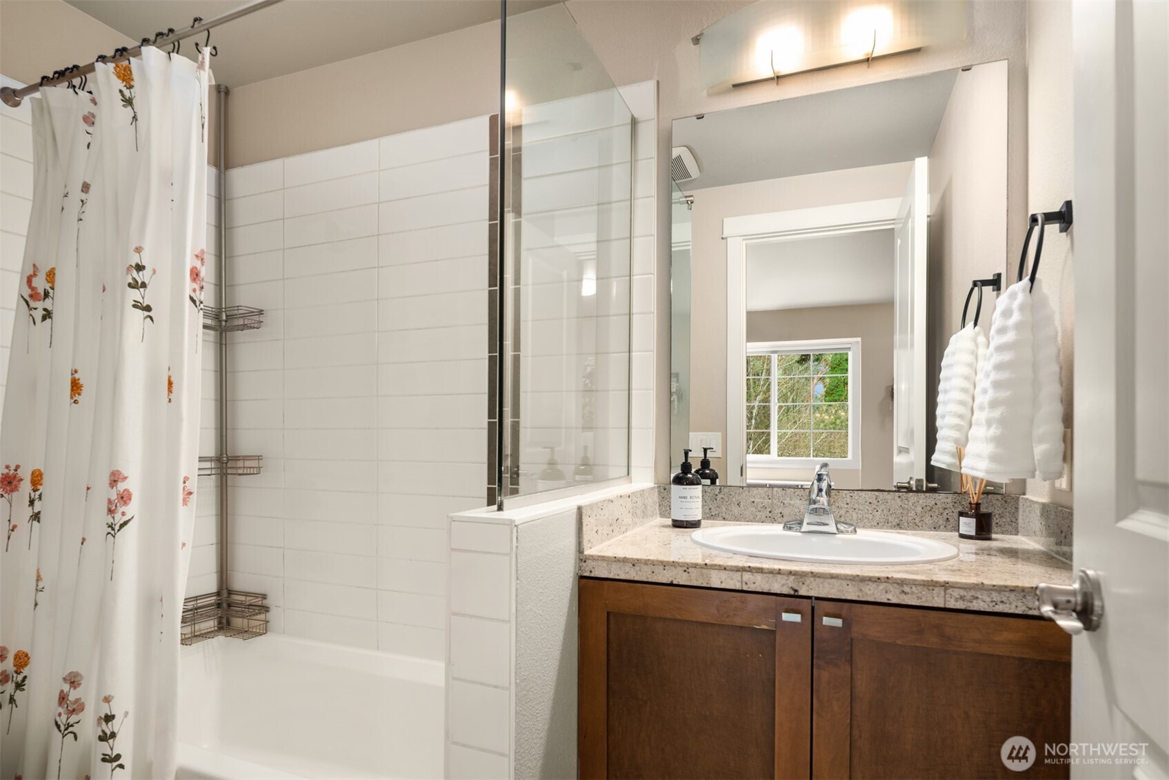 3046 128th Avenue Southeast, Unit 35 Bellevue, WA 98005 - Photo 18 of 29