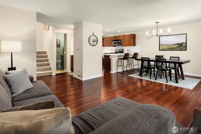 $699,000 | 3046 128th Avenue Southeast, Unit 35, Bellevue, WA 98005