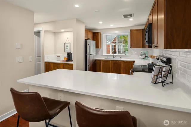 $699,000 | 3046 128th Avenue Southeast, Unit 35, Bellevue, WA 98005