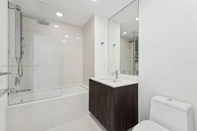 $9,000 | 3131 Northeast 7th Avenue, Unit 4204, Miami, FL 33137