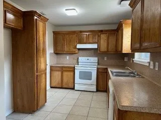 $1,600 | 13254 Country Dawn Drive, Corpus Christi, TX 78410