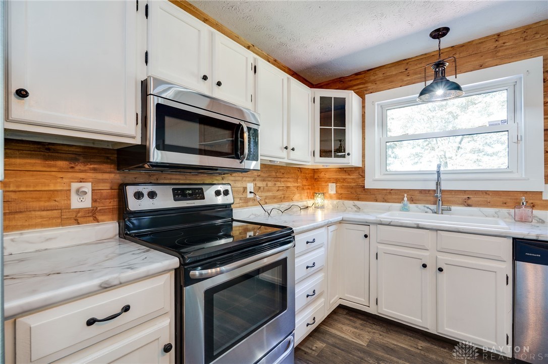 4960 East County Line Road Springfield, OH 45502 - Photo 22 of 67