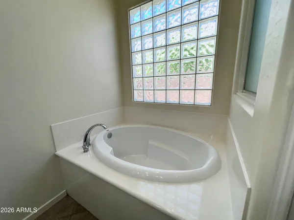$2,400 | 14313 West Alvarado Drive, Goodyear, AZ 85395
