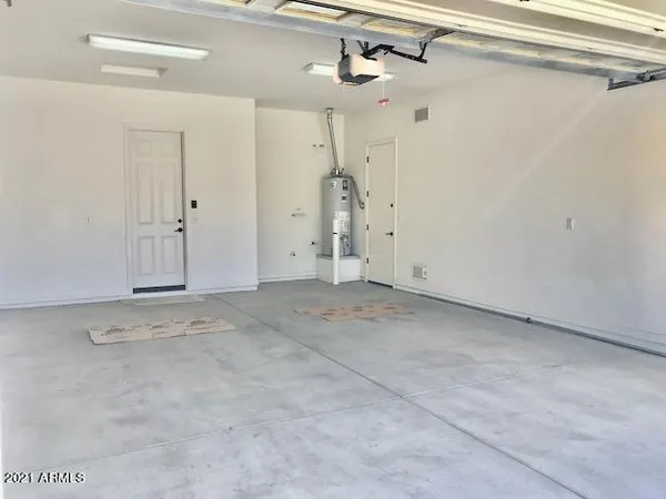 $2,400 | 14313 West Alvarado Drive, Goodyear, AZ 85395