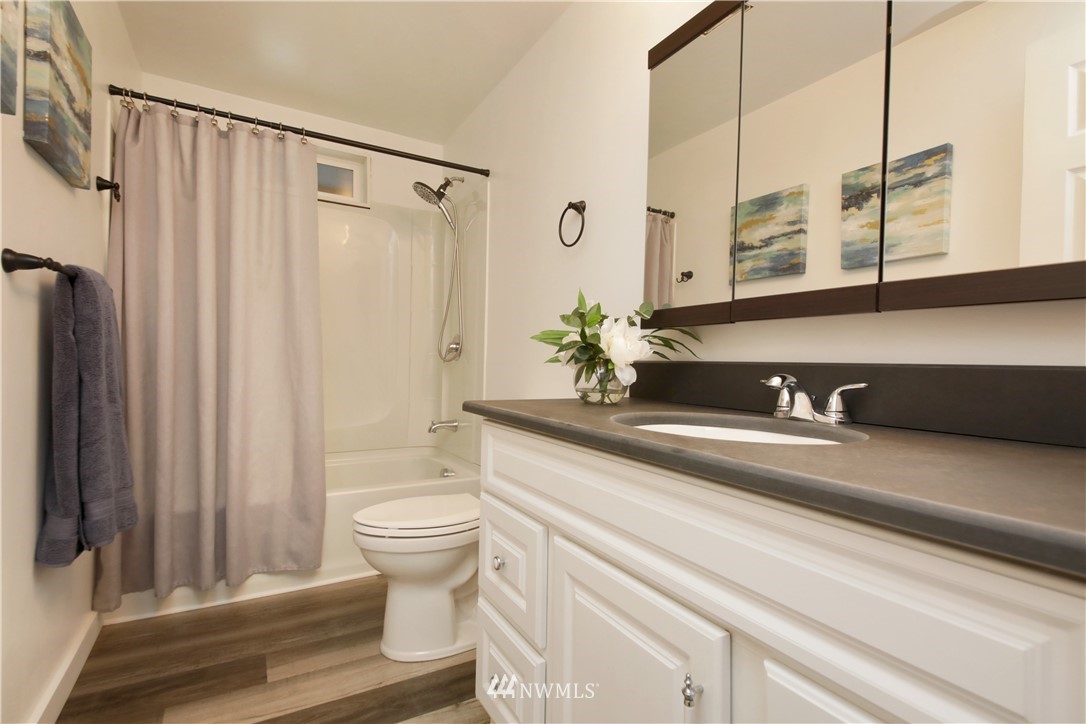 4221 Timberline Road Clinton, WA 98236 - Photo 23 of 38 Gallery Image 23
