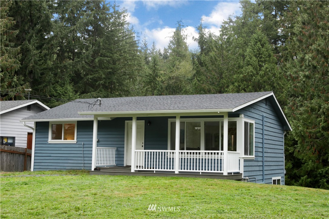 4221 Timberline Road Clinton, WA 98236 - Photo 4 of 38 Gallery Image 4