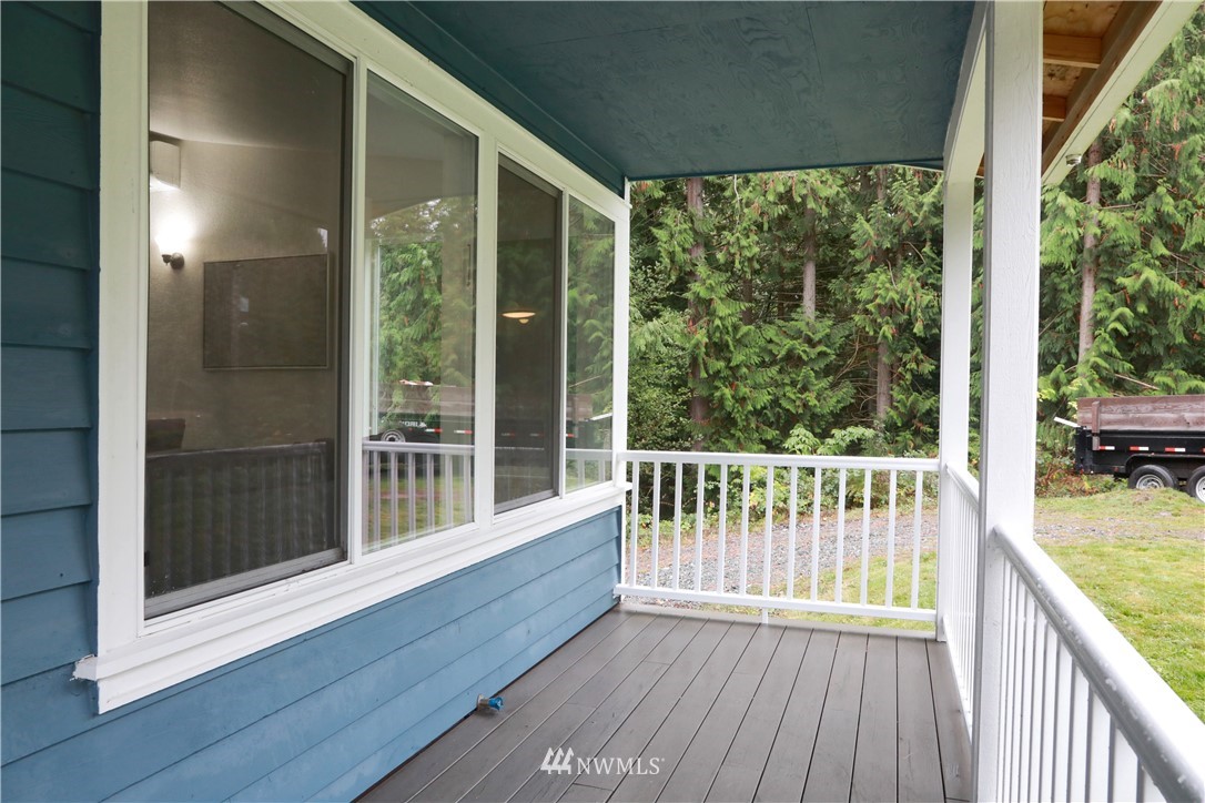 4221 Timberline Road Clinton, WA 98236 - Photo 8 of 38 Gallery Image 8