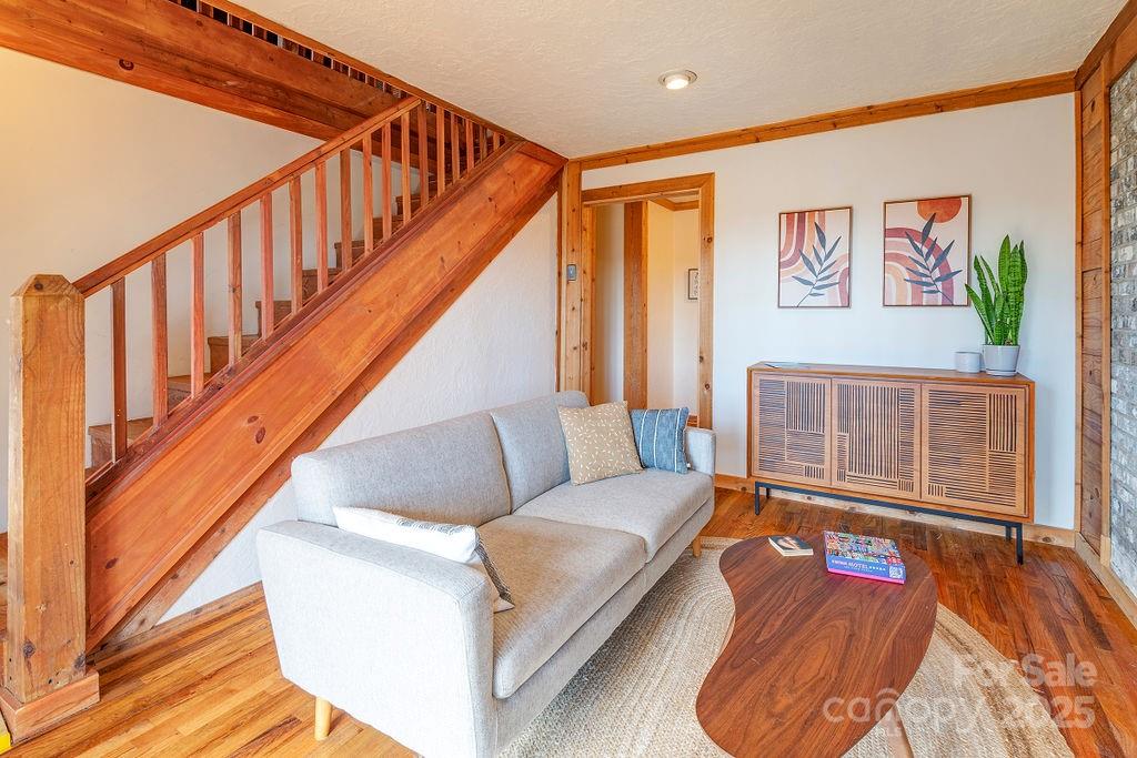 130 Flat Top Mountain Road Fairview, NC 28730 - Photo 19 of 33 Gallery Image 19