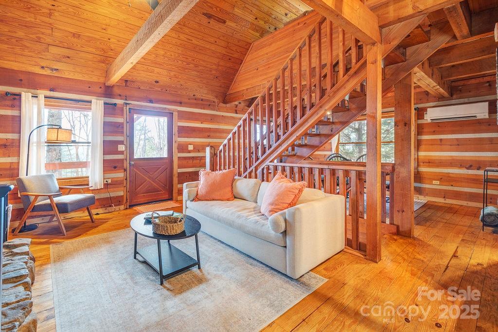 130 Flat Top Mountain Road Fairview, NC 28730 - Photo 8 of 33 Gallery Image 8