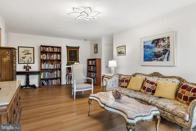 $205,000 | 3600 Conshohocken Avenue, Unit 716, Philadelphia, PA 19131