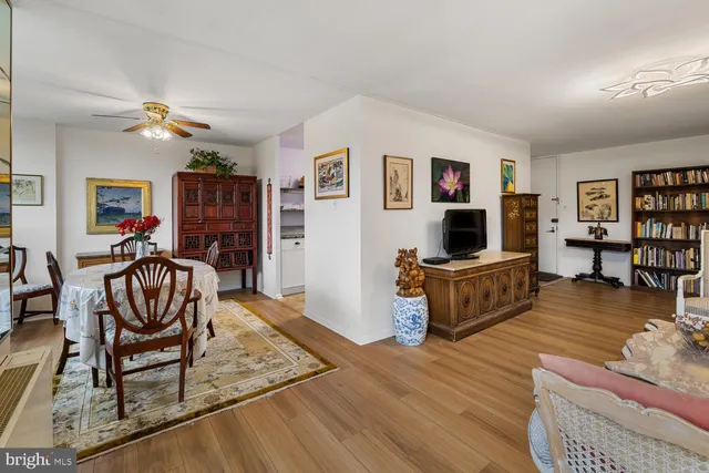 $205,000 | 3600 Conshohocken Avenue, Unit 716, Philadelphia, PA 19131