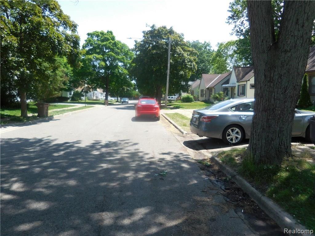 622 Raskob Street Pontiac, MI 48340 - Photo 11 of 15 Gallery Image 11