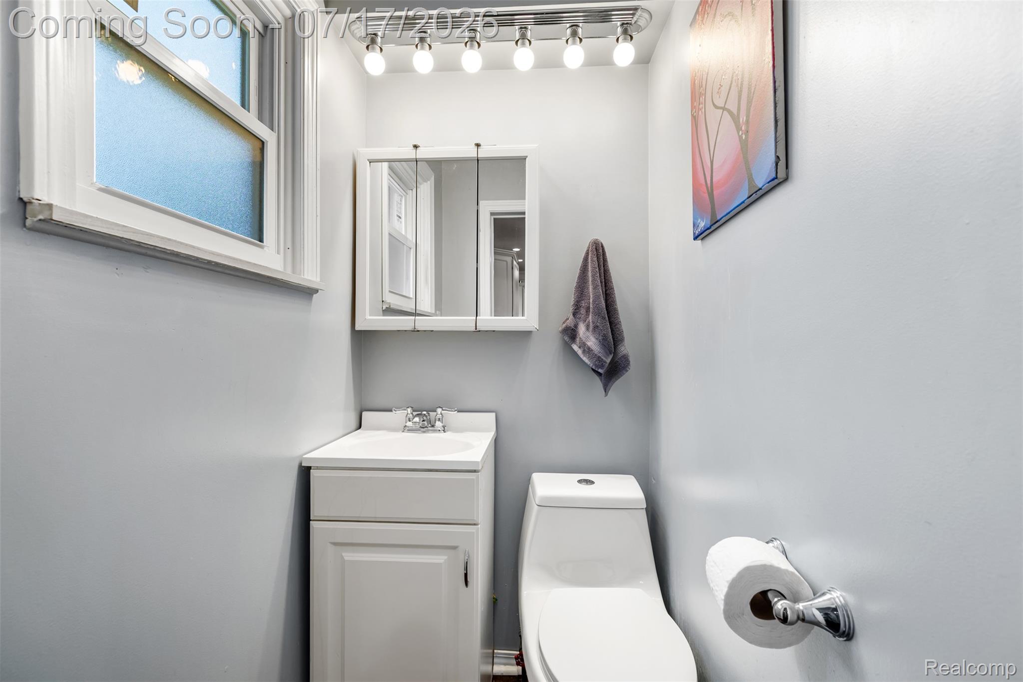 34604 Chestnut Street Wayne, MI 48184 - Photo 14 of 35 063.jpg