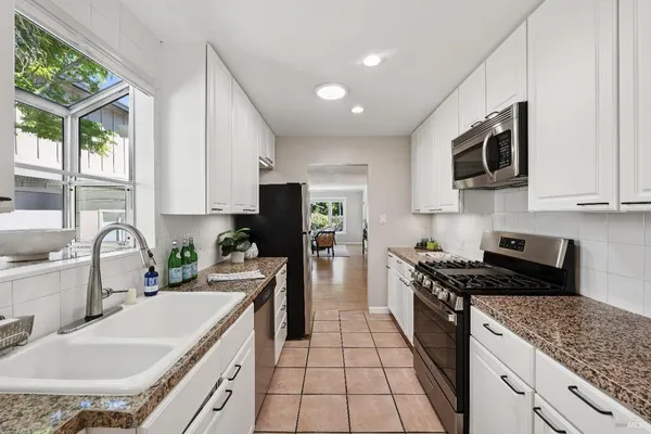 $1,395,000 | 142 Dominga Avenue, Fairfax, CA 94930