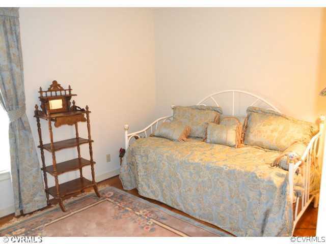 8819 Jacobs Road Chesterfield, VA 23236 - Photo 6 of 11