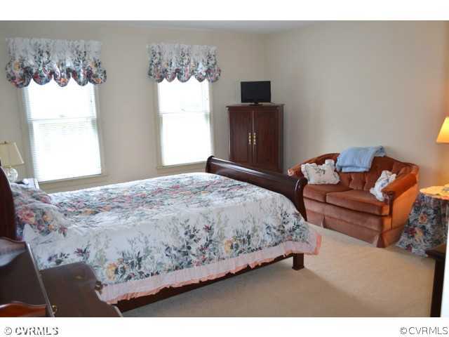 8819 Jacobs Road Chesterfield, VA 23236 - Photo 8 of 11