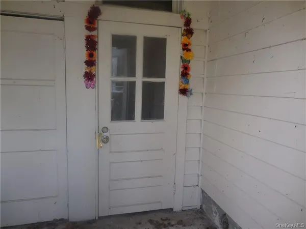 $1,650 | 10 Edmunds Lane, Unit A, Pine Bush, NY 12566