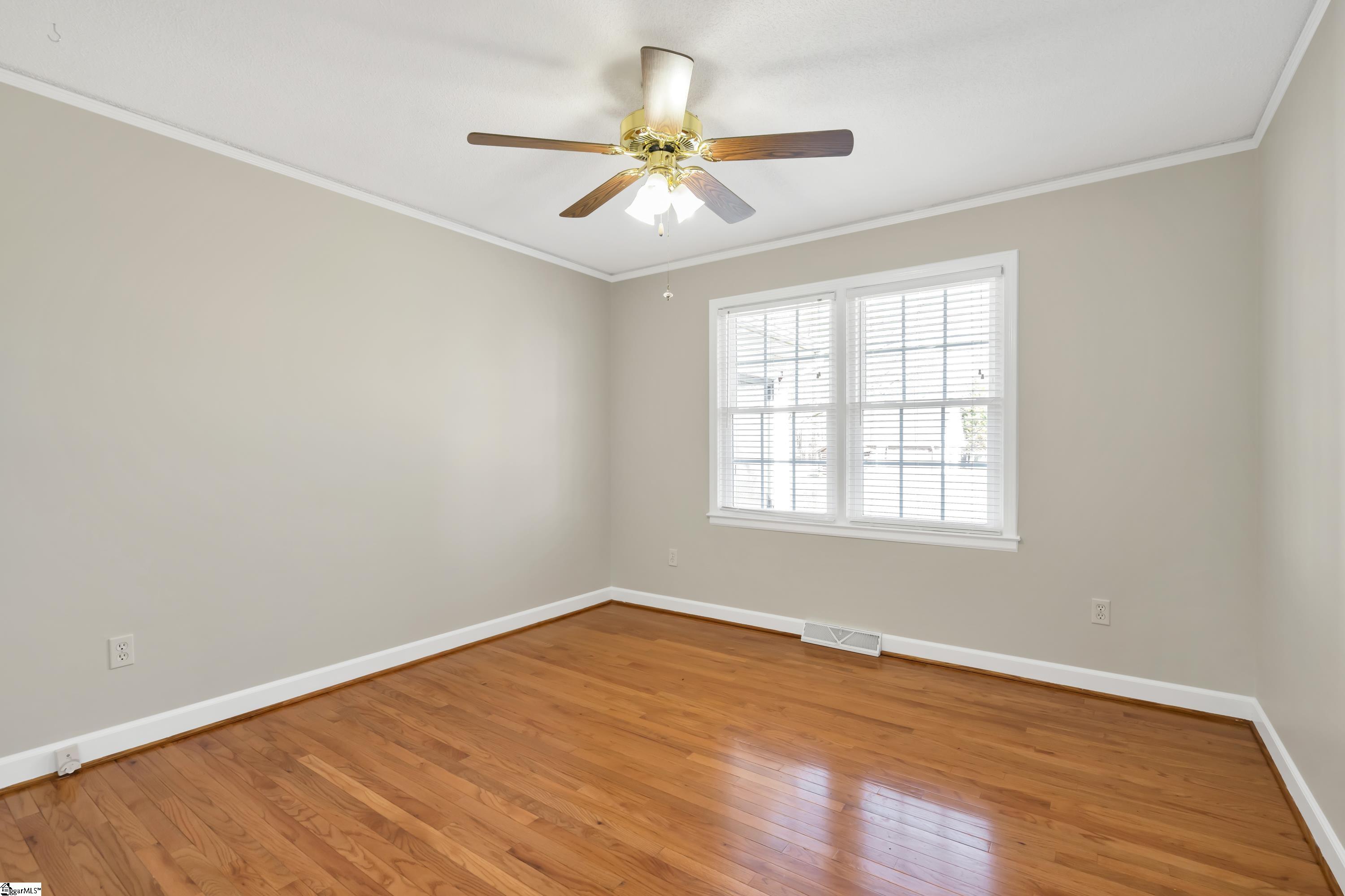 1116 Berry Shoals Road Greer, SC 29651 - Photo 7 of 32 Gallery Image 7