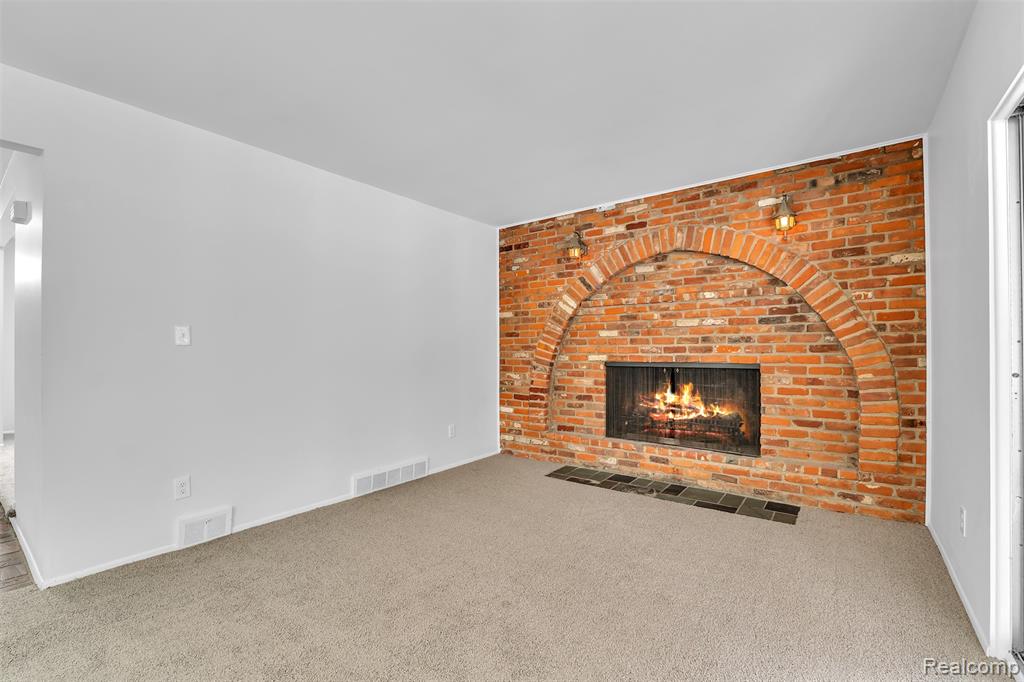 23520 Rockingham Street Southfield, MI 48033 - Photo 23 of 48 Gallery Image 23