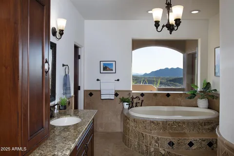 $2,294,900 | 40740 North Longhorn Drive, Scottsdale, AZ 85262