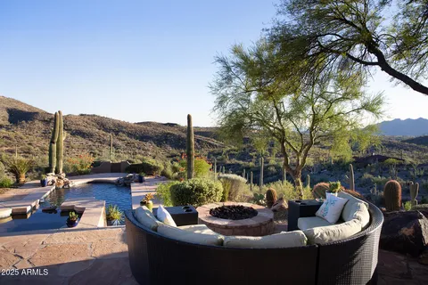 $2,294,900 | 40740 North Longhorn Drive, Scottsdale, AZ 85262