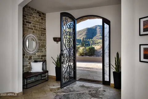 $2,294,900 | 40740 North Longhorn Drive, Scottsdale, AZ 85262