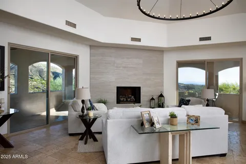 $2,294,900 | 40740 North Longhorn Drive, Scottsdale, AZ 85262