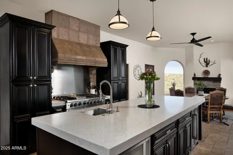 $2,294,900 | 40740 North Longhorn Drive, Scottsdale, AZ 85262