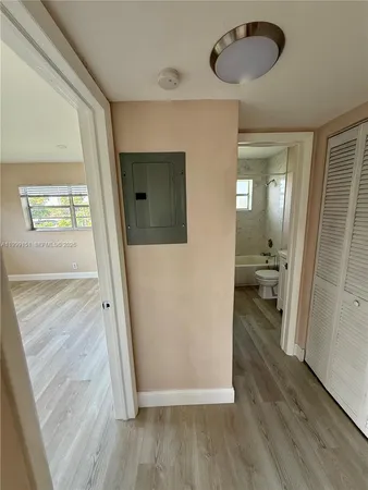 $1,900 | 1607 Arthur Street, Unit 304, Hollywood, FL 33020