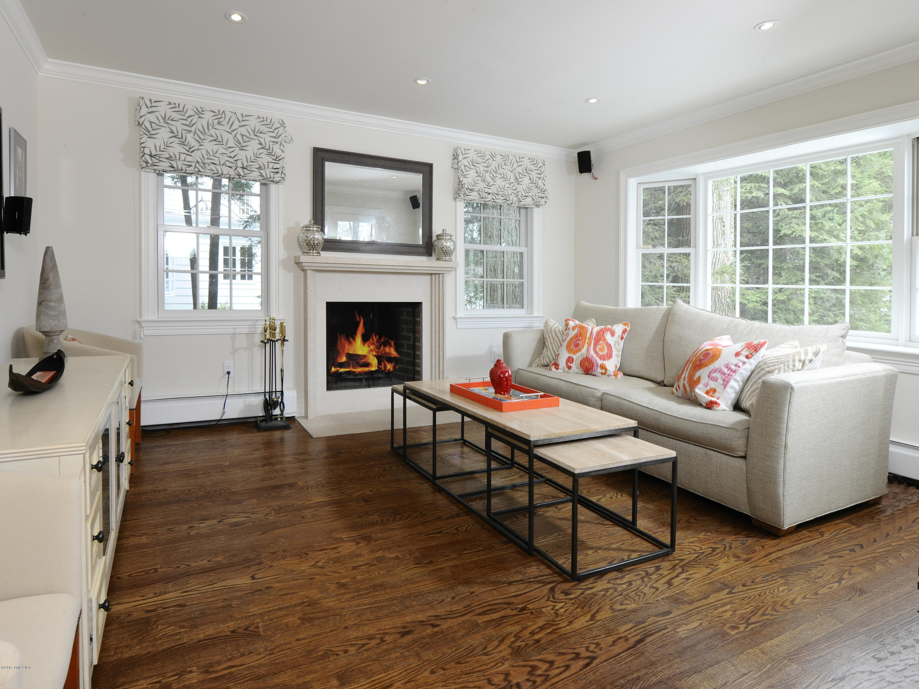 7 Druid Lane Riverside, CT 06878 - Photo 10 of 25 10 Family Room.jpg
