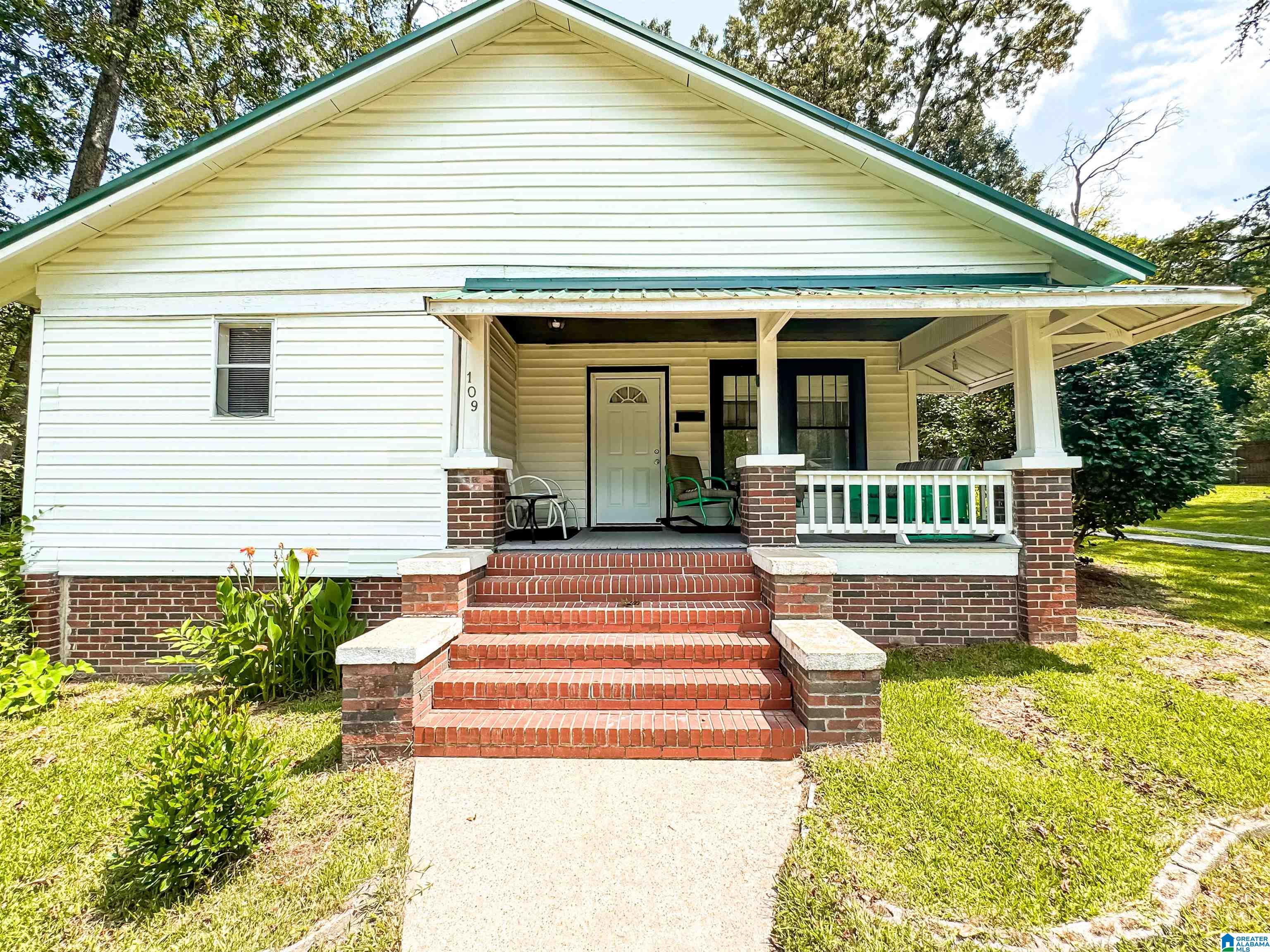109 Blue Mountain Road West Anniston, AL 36201 - Photo 1 of 39