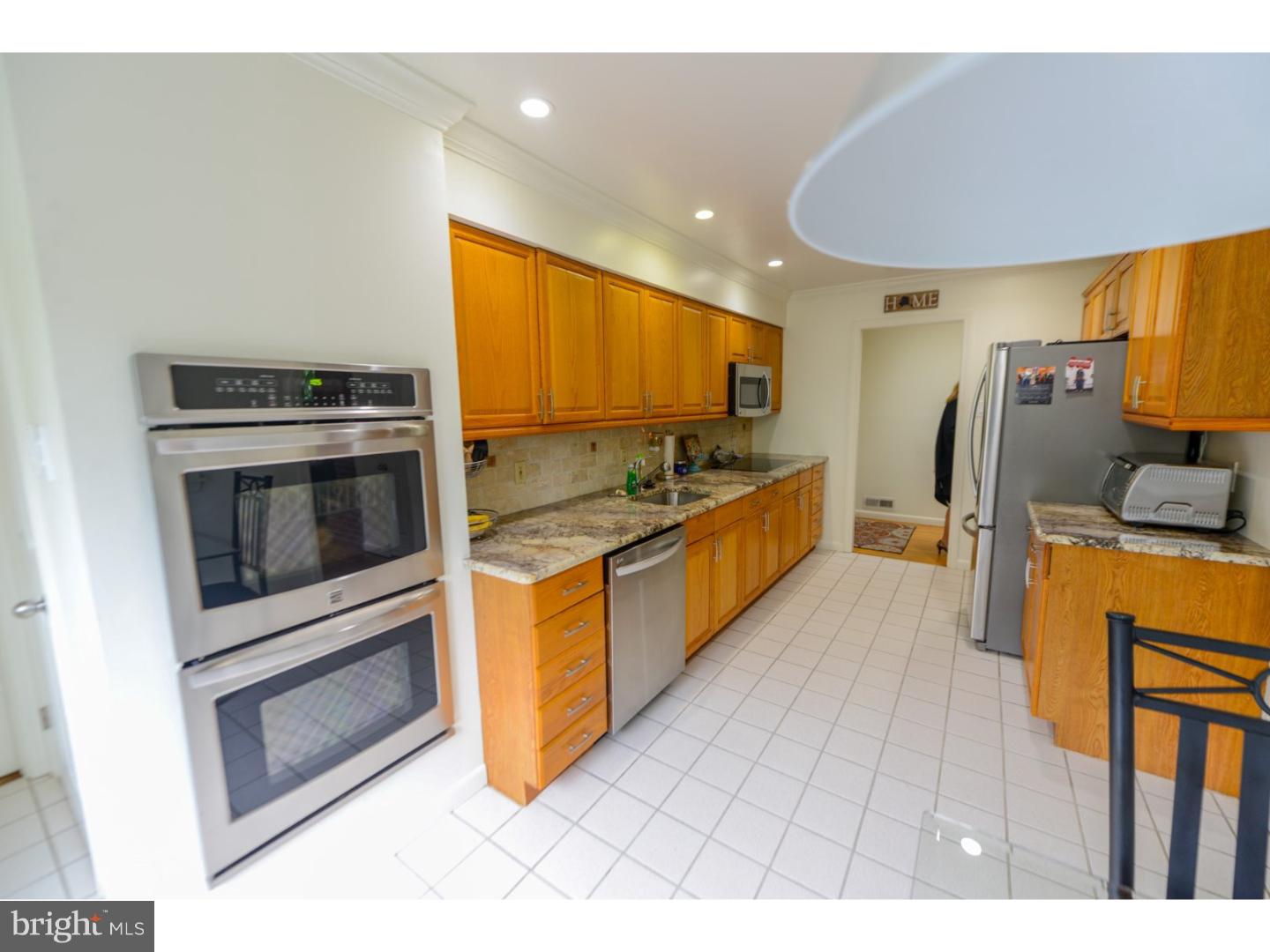 408 Burning Tree Road Cherry Hill, NJ 08034 - Photo 5 of 24