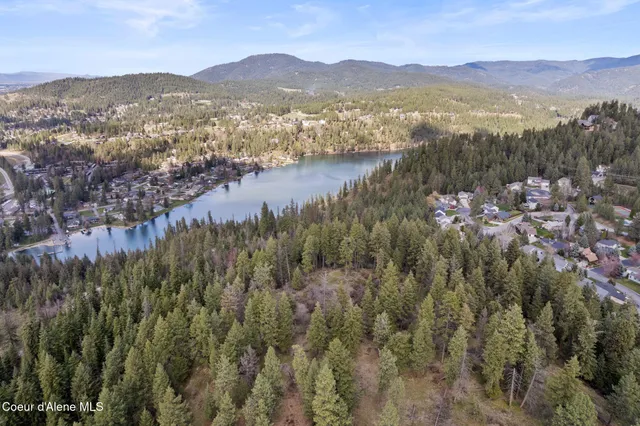 $1,750,000 | Xxx East Potlatch Hill Road, Coeur D'Alene, ID 83814