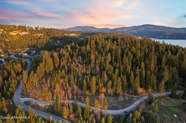 $1,750,000 | Xxx East Potlatch Hill Road, Coeur D'Alene, ID 83814