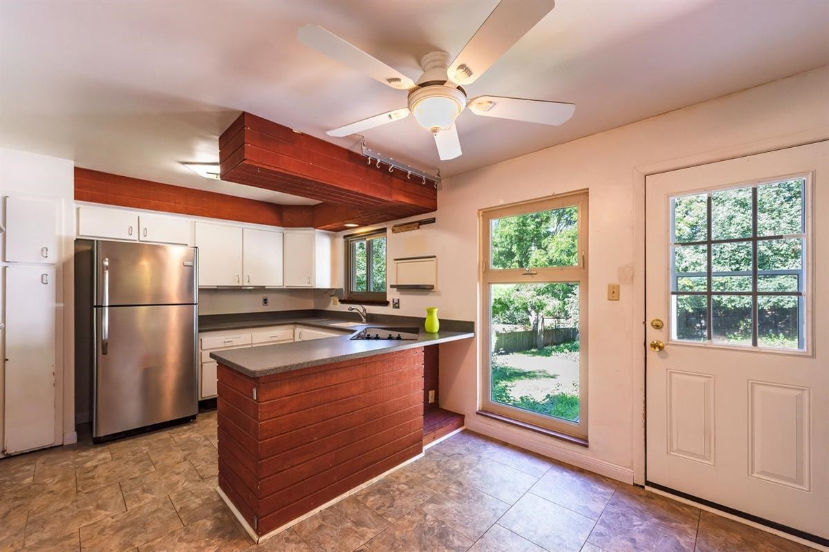 2276 Medford Road Ann Arbor, MI 48104 - Photo 21 of 40 Photo 21