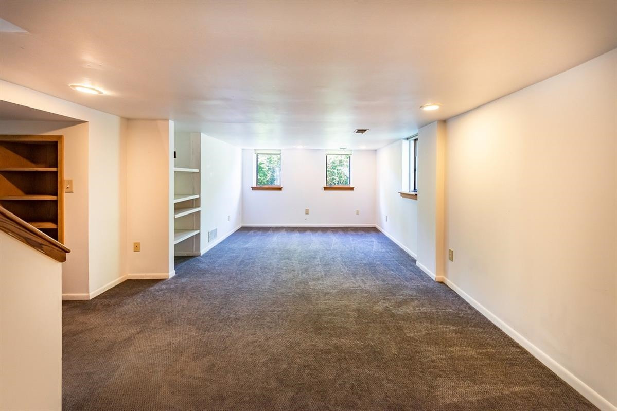 2276 Medford Road Ann Arbor, MI 48104 - Photo 29 of 40 Photo 29