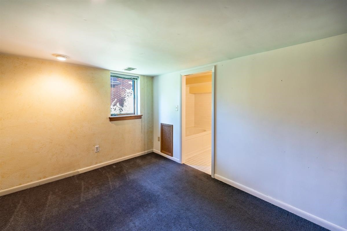 2276 Medford Road Ann Arbor, MI 48104 - Photo 34 of 40 Photo 34