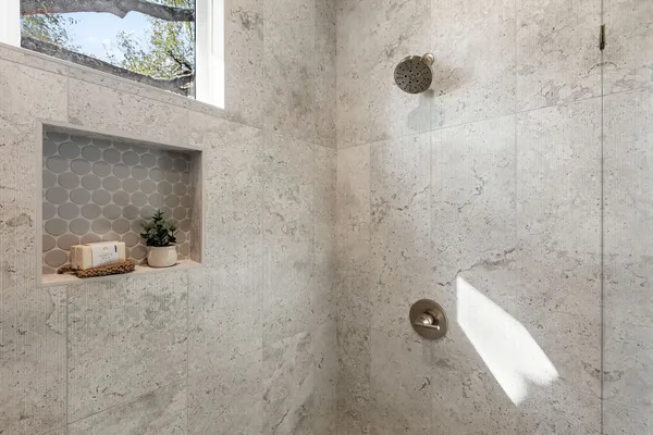 $1,899,990 | 3104 Pinecrest Drive, Austin, TX 78757