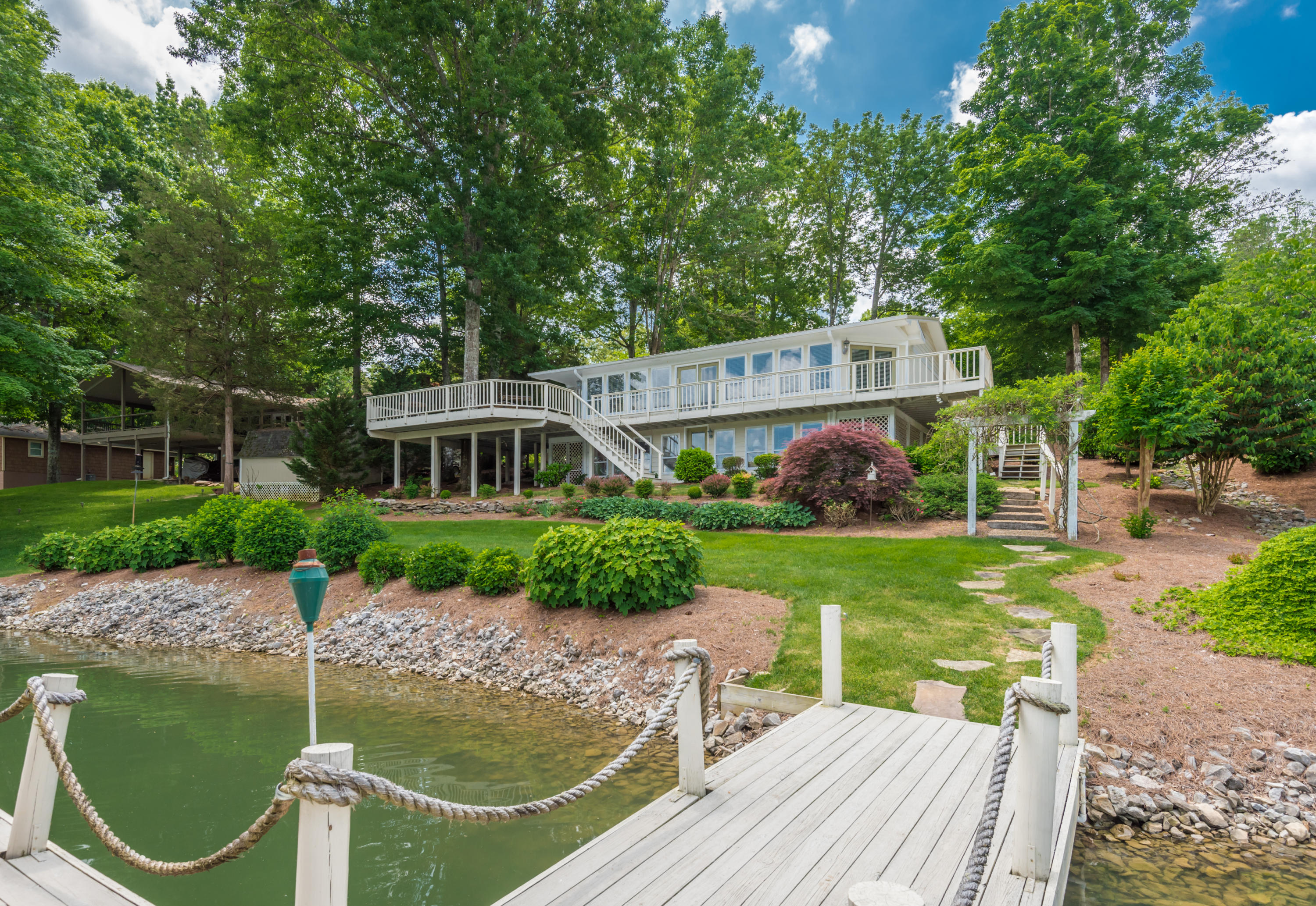 1093 Groover Road Spring City, TN 37381 - Photo 2 of 57 1093GrooverRd-41