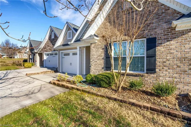 $285,900 | 693 Ansley Way, High Point, NC 27265