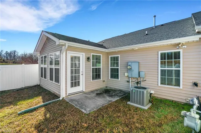 $285,900 | 693 Ansley Way, High Point, NC 27265