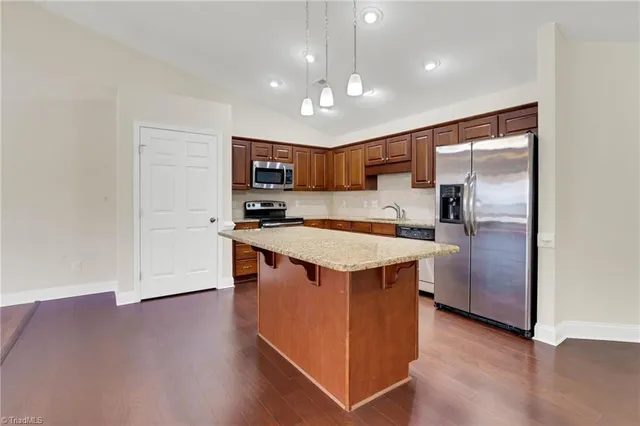 $285,900 | 693 Ansley Way, High Point, NC 27265