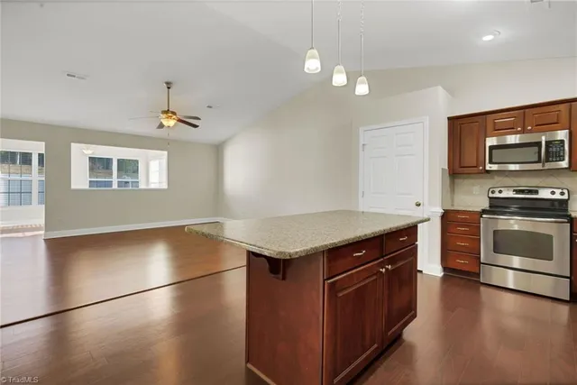 $285,900 | 693 Ansley Way, High Point, NC 27265