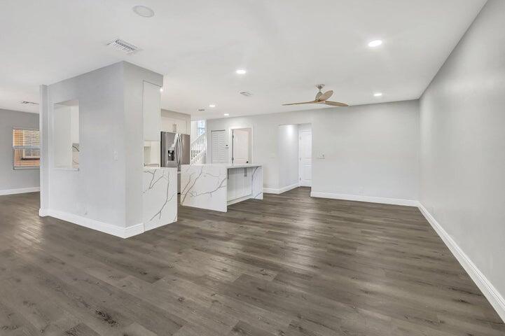10104 Country Brook Road Boca Raton, FL 33428 - Photo 17 of 56 20250117022400353167000000-o